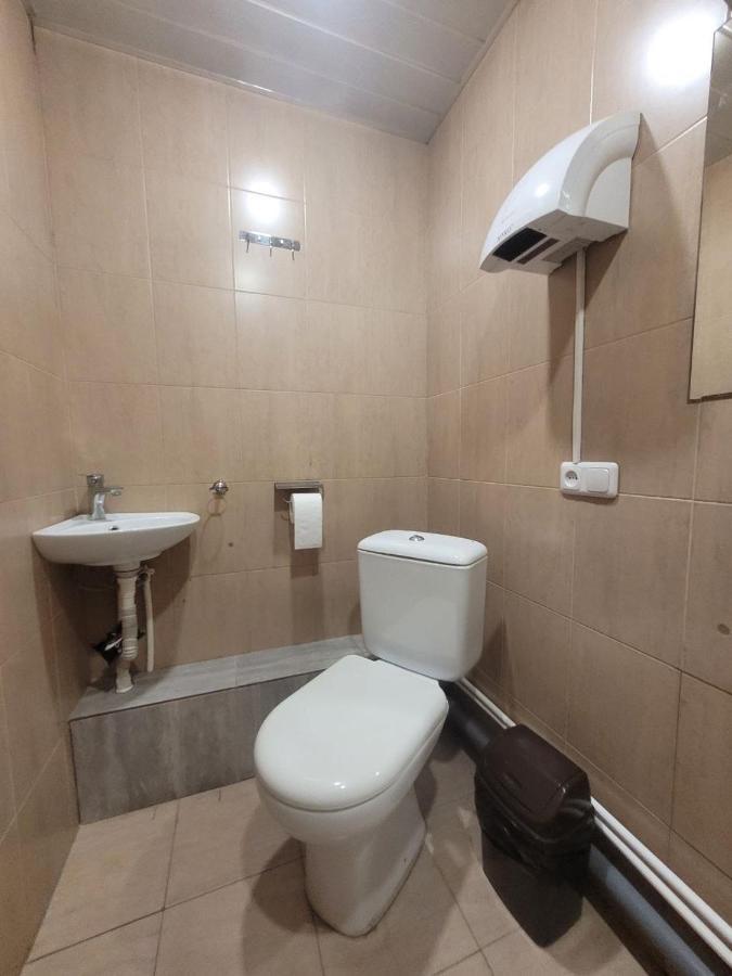 Hotel In Center Of Yerevan Ngoại thất bức ảnh