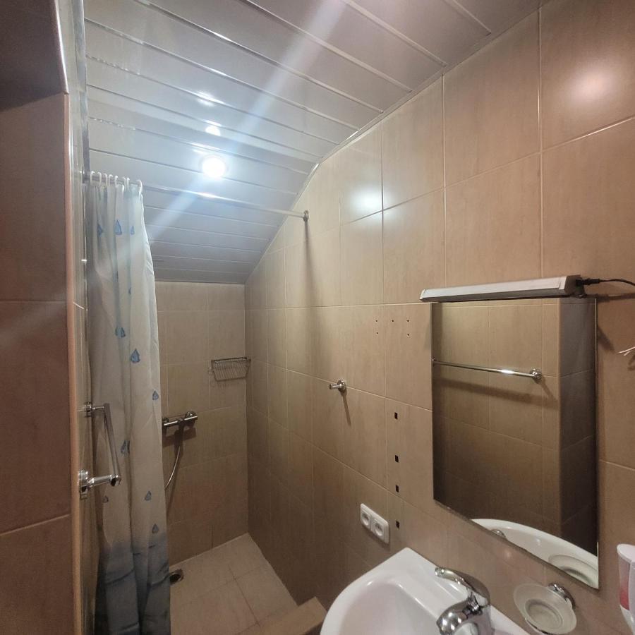 Hotel In Center Of Yerevan Ngoại thất bức ảnh
